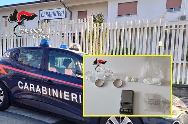 CATANIA – Contrasto all’illegalità diffusa e all’abusivismo commerciale durante un servizio coordinato a largo raggio: scattano sanzioni da parte dei carabinieri