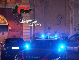CATANIA – Arrestato dai carabinieri con varietà di droga per tutti i gusti