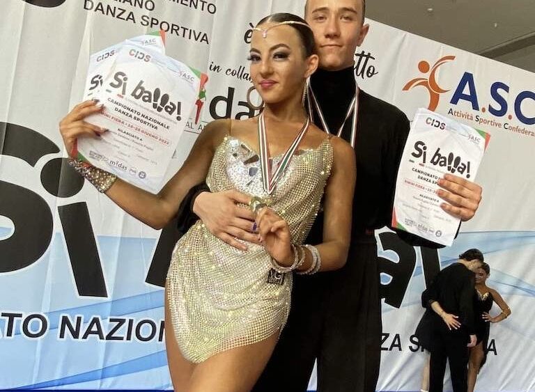 Due 14enni ripostesi campioni nazionali di danze latino-americane, Vasta: “Orgoglio per la nostra città”  