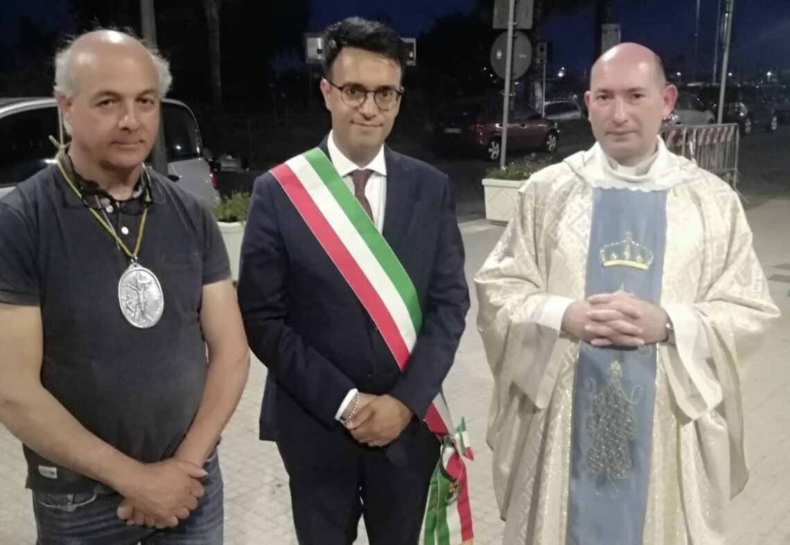RIPOSTO – Prima uscita ufficiale del sindaco Davide Vasta alla Festa della Madonna della Lettera: “Qui è nata la comunità ripostese”