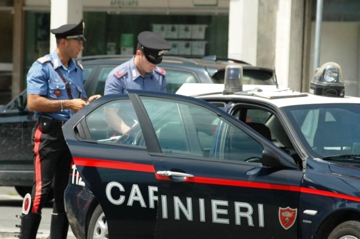 Ragusa, vacanza truffaldina: Carabinieri denunciano una coppia