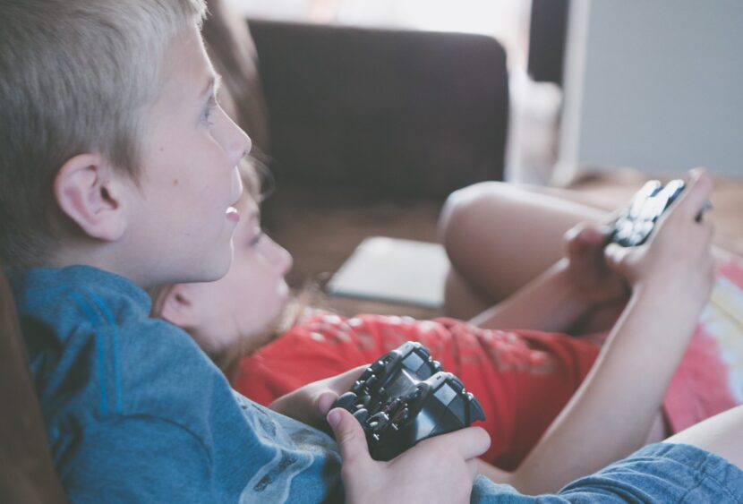 Videogiochi e acquisti in-app: svelata la mega-truffa rivolta ai bambini 