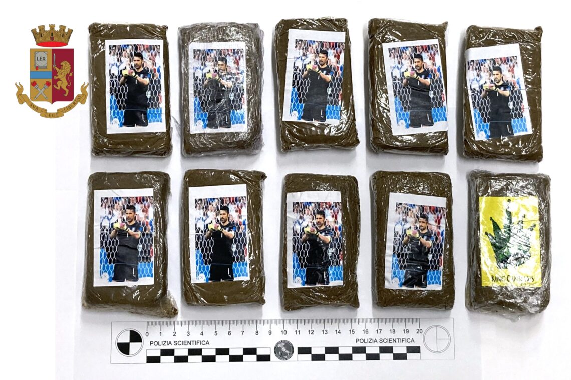 Trasportavano 1 kilo di hashish: arrestati dalla Polizia di Trapani