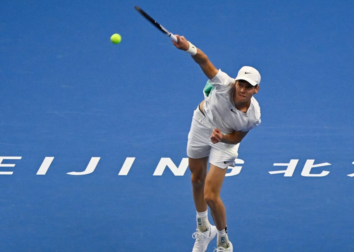 Tennis, ATP 500 Pechino: Sinner trionfa in finale su Medvedev