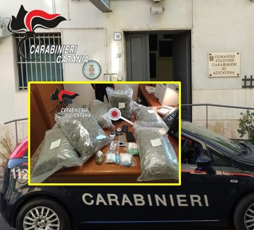 Aci Catena, droga viaggia su corriere espresso: arrestato