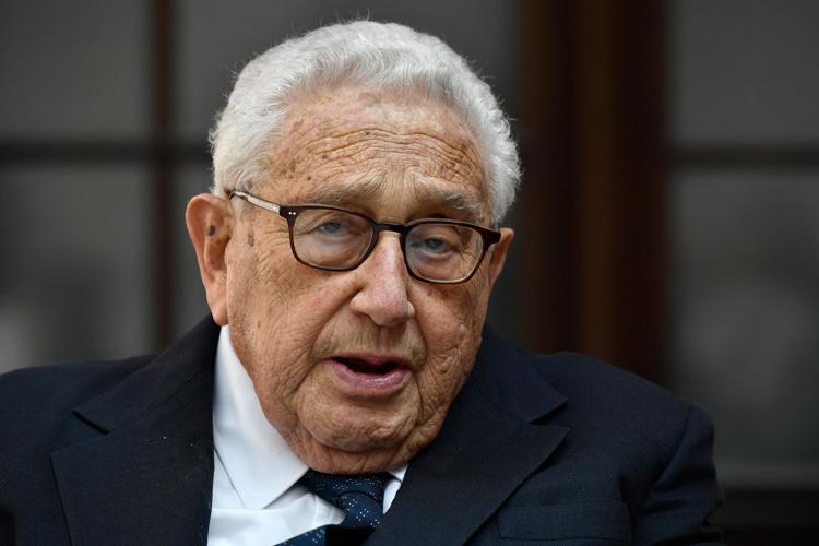 USA, muore a 100 anni l’ex segretario di Stato Henry Kissinger