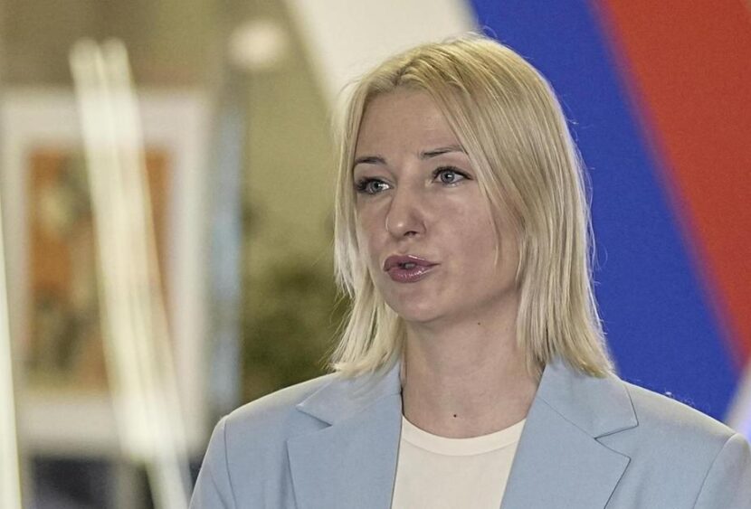 Yekaterina Duntsova annuncia la sua candidatura contro Putin