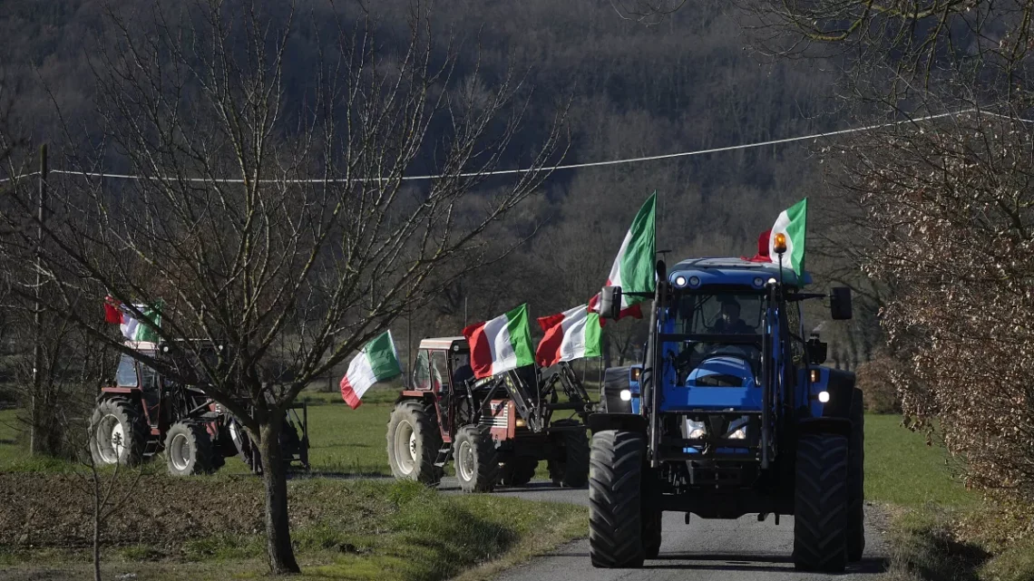 Agricoltori, le proteste non si placano: qual è la soluzione?