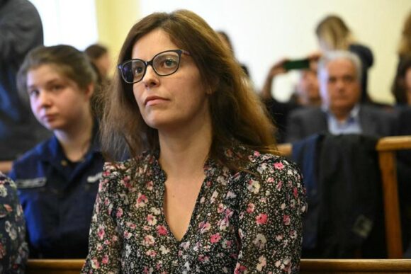 Ilaria Salis esce dal carcere dopo 15 mesi: arresti domiciliari per lei